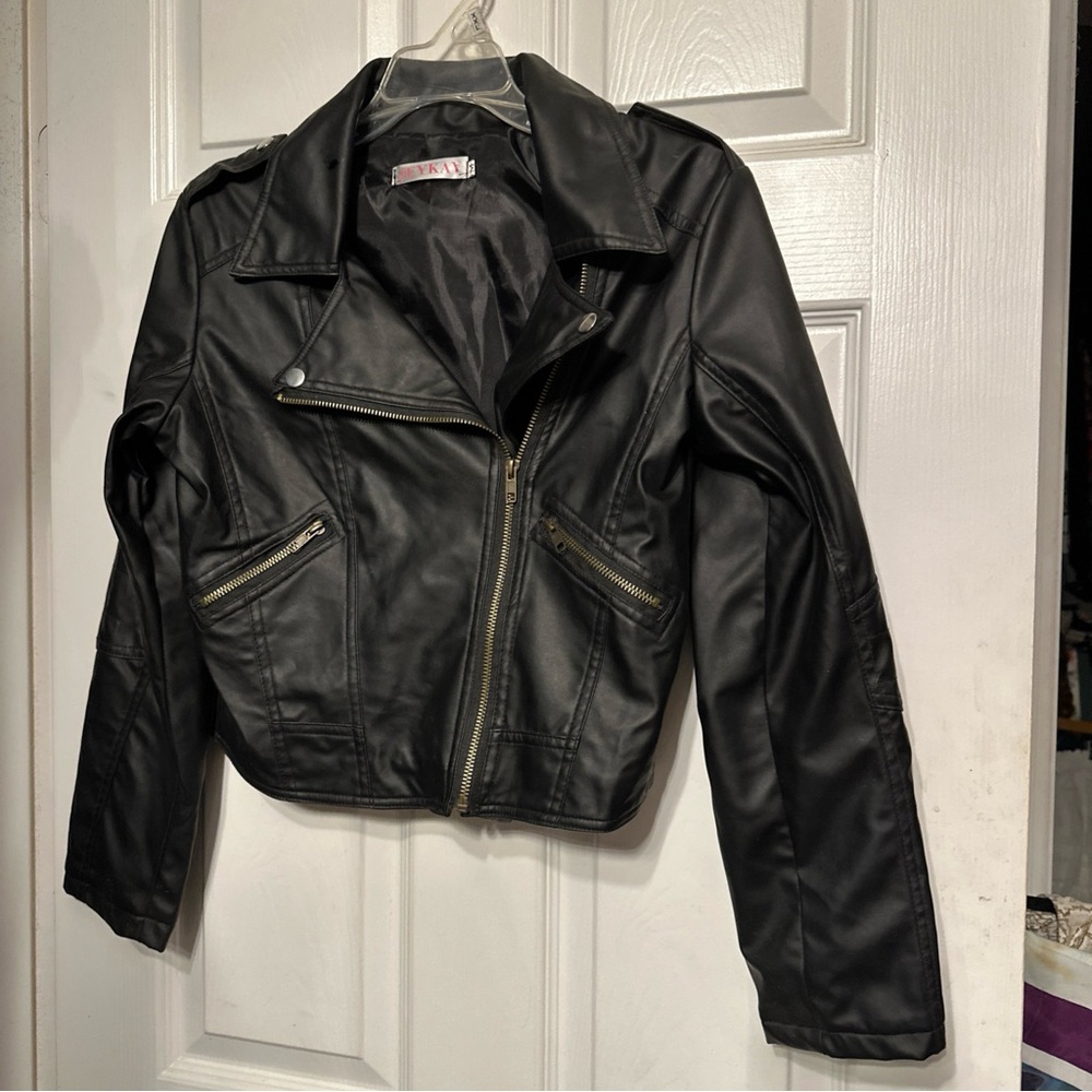 Jeykay Medium M Black Moto Short Jacket Zip Front, Pockets & Sleeves Lined